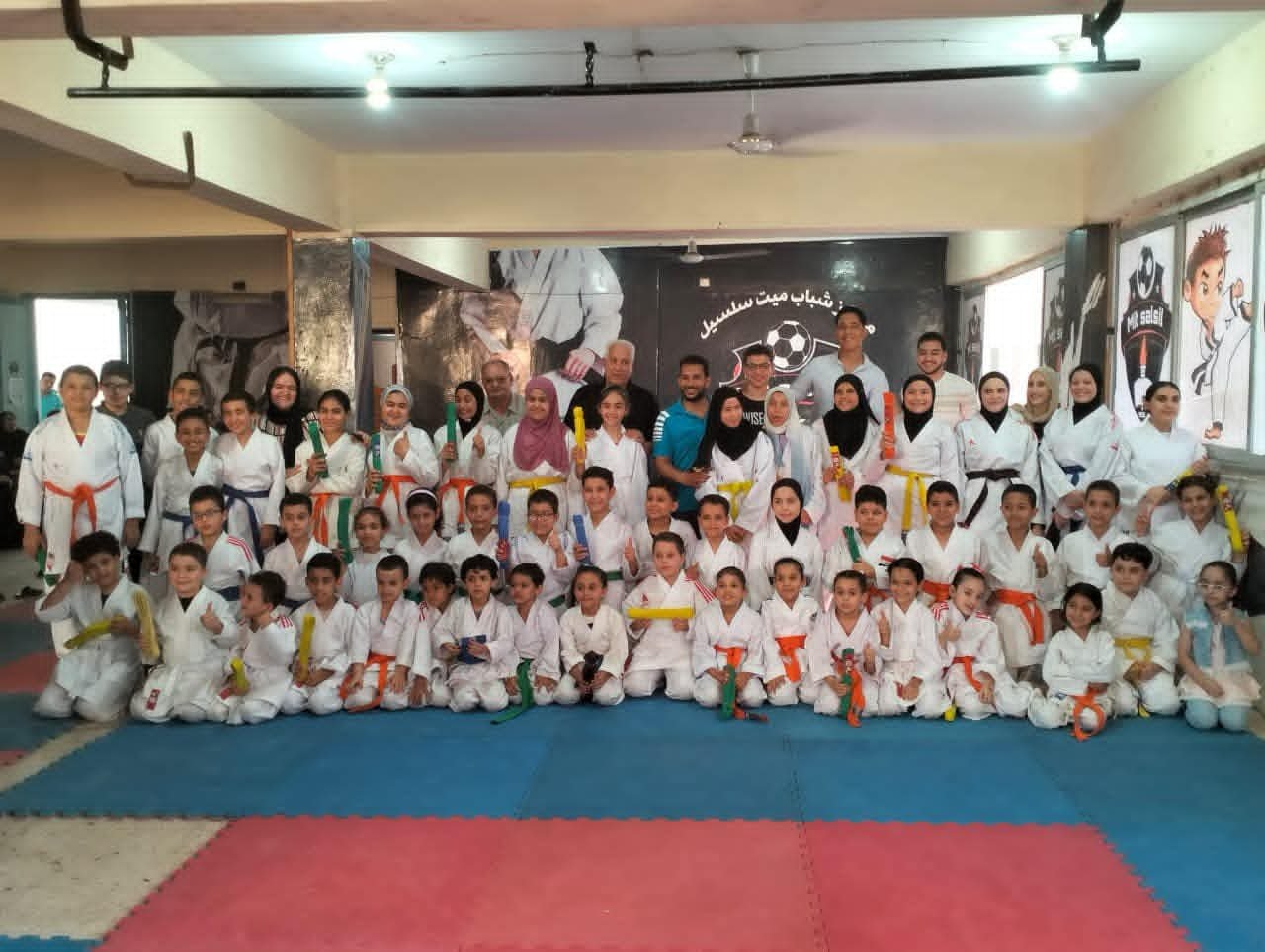 الملعب السداسي مركز شباب ميت سلسيل